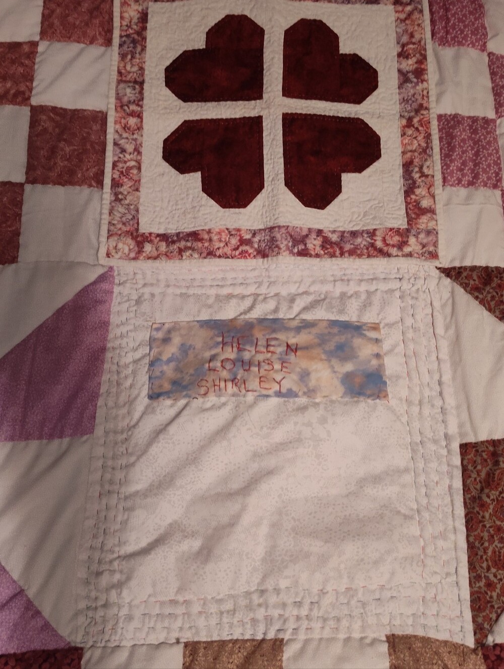 Handmade Patchwork Quilt in Rose and Burgundy For Livpam08 Only - Picture 3 of 8